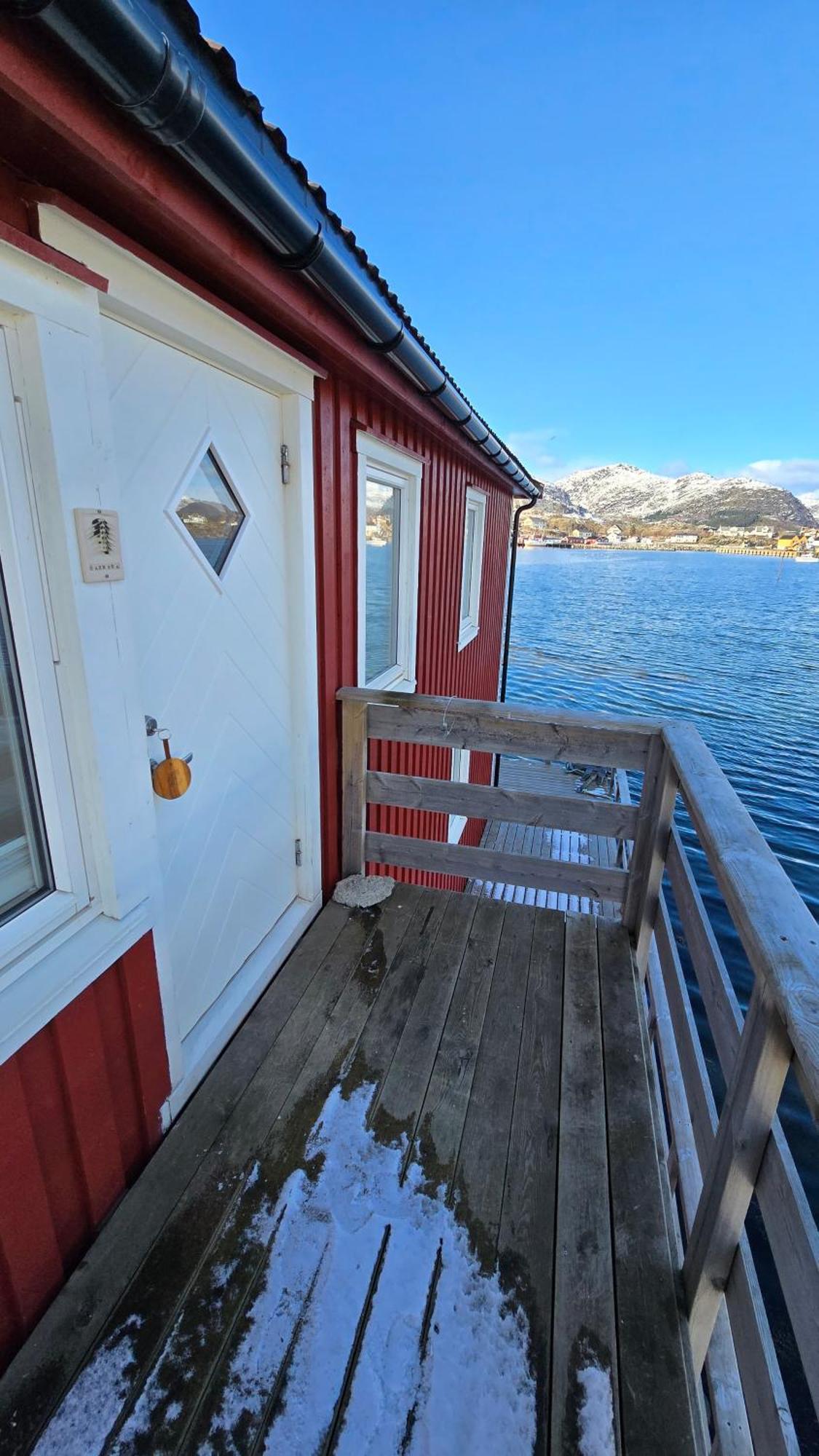 Hemmingodden Lofoten Fishing Lodge Болстад Екстериор снимка