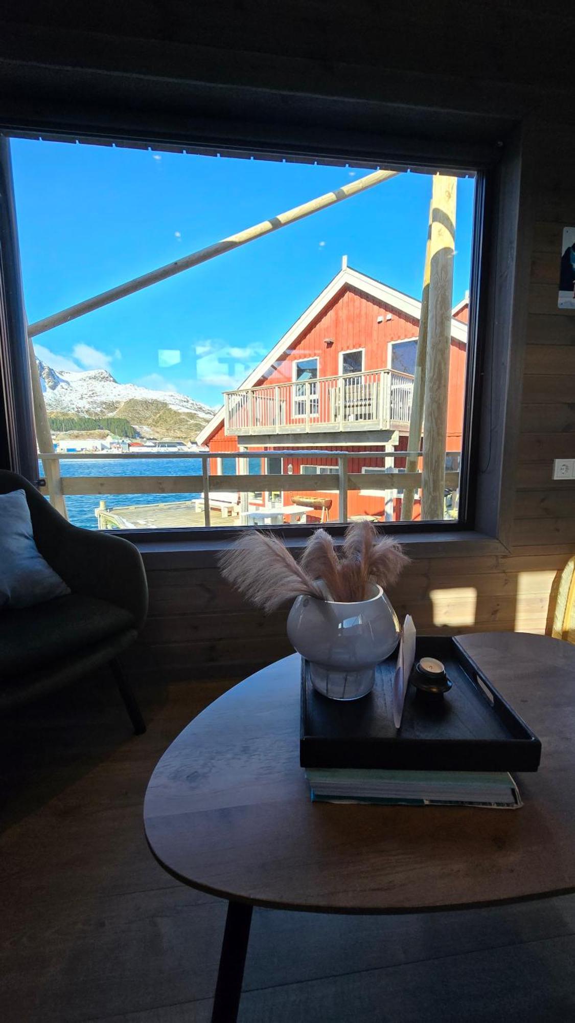 Hemmingodden Lofoten Fishing Lodge Болстад Екстериор снимка