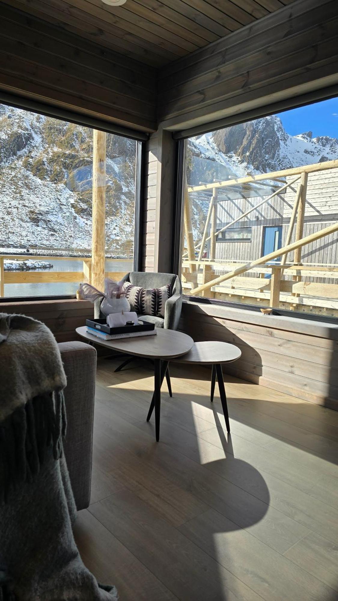 Hemmingodden Lofoten Fishing Lodge Болстад Екстериор снимка