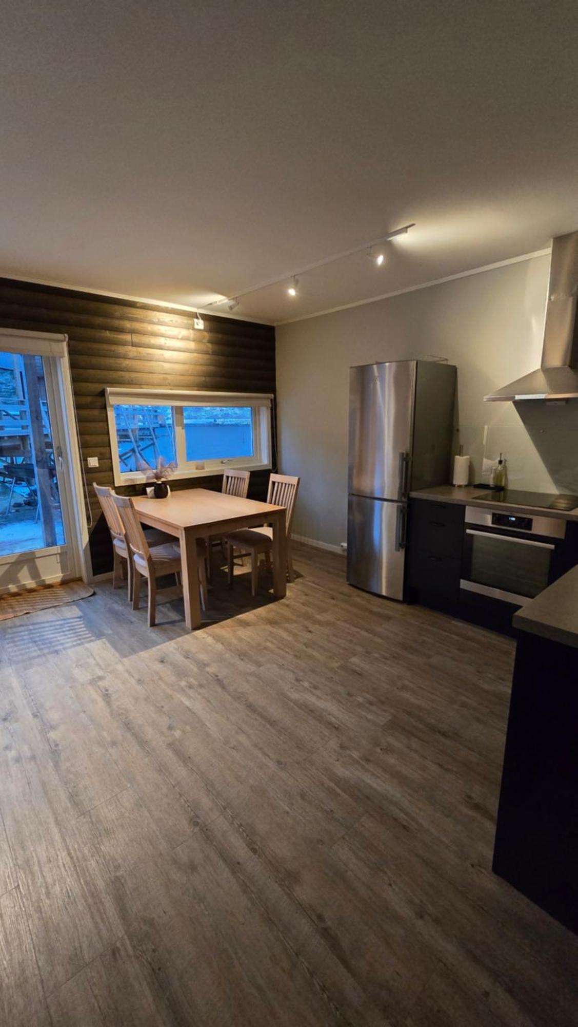 Hemmingodden Lofoten Fishing Lodge Болстад Екстериор снимка
