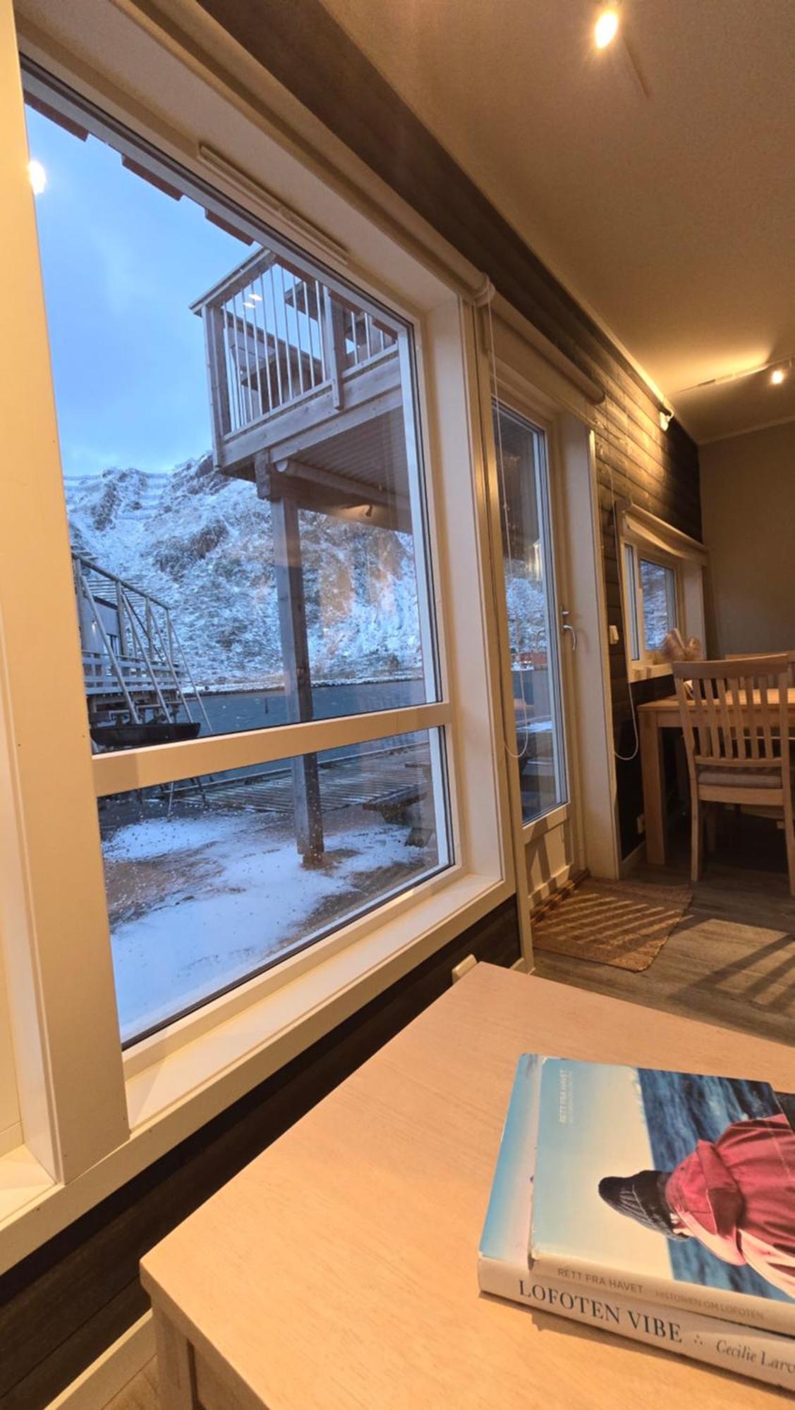 Hemmingodden Lofoten Fishing Lodge Болстад Екстериор снимка